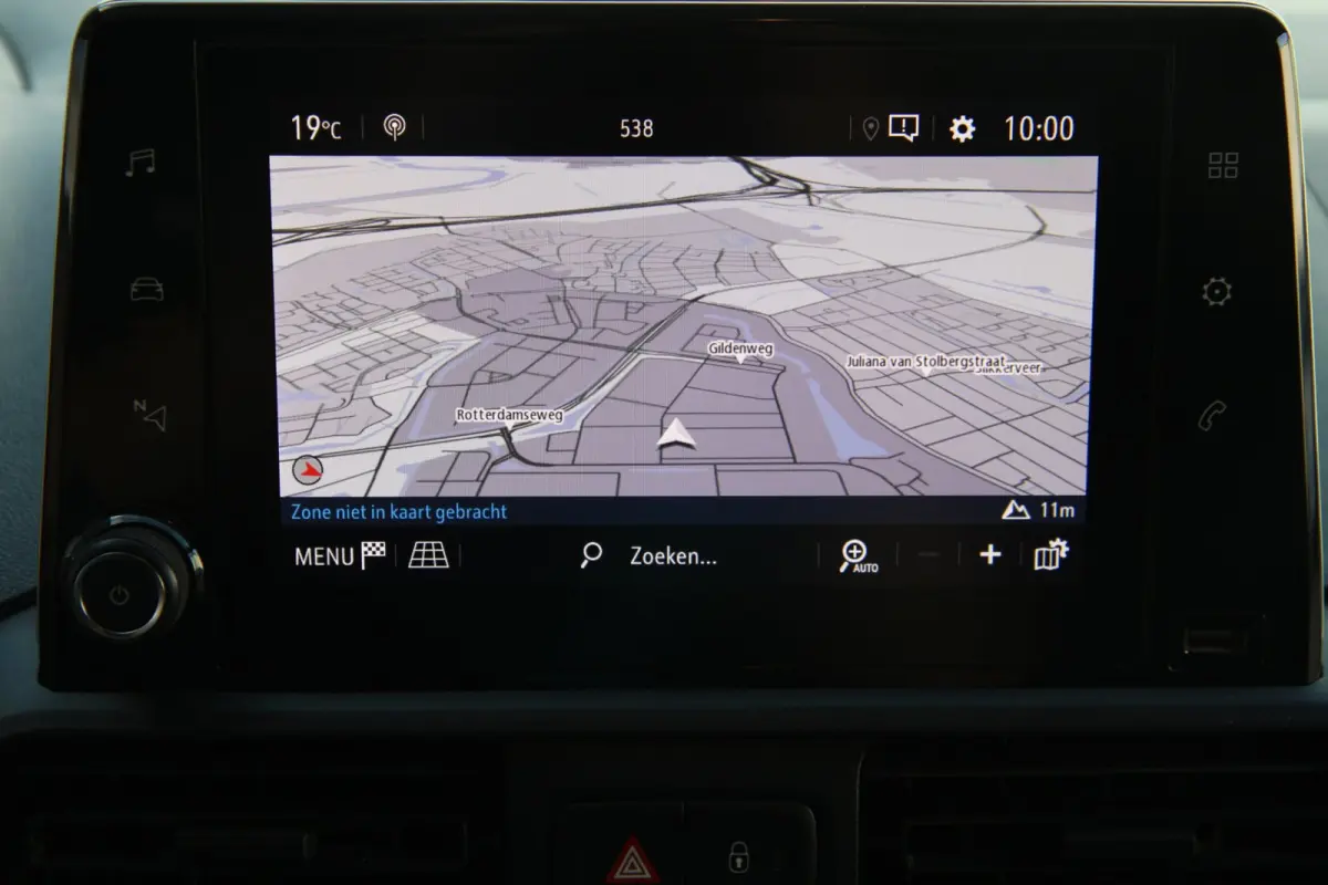 1.5D 102Pk Edition / Navi / Carplay / Multi stuur