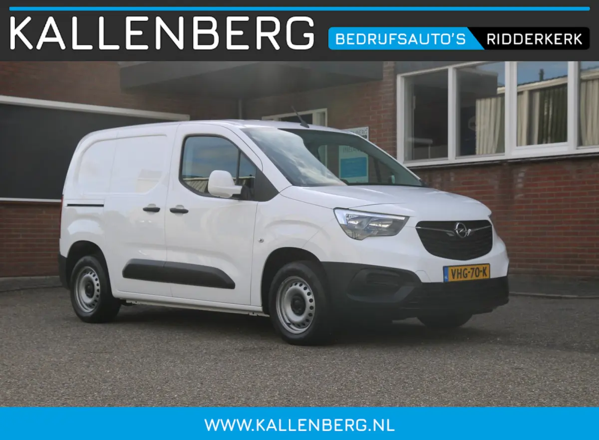 1.5D 102Pk Edition / Navi / Carplay / Multi stuur