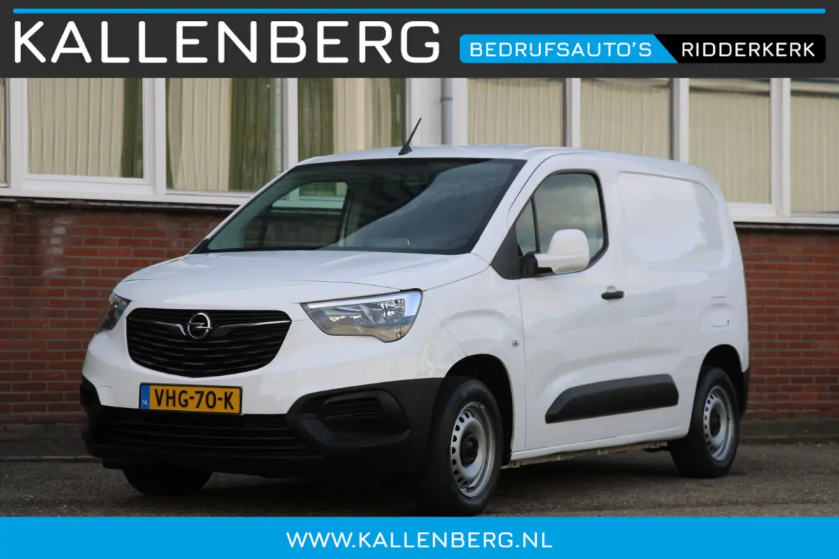 1.5D 102Pk Edition / Navi / Carplay / Multi stuur