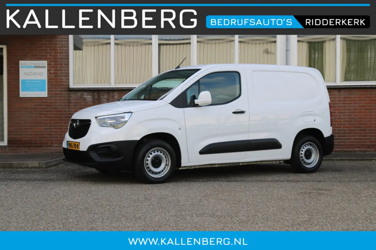 1.5D 102Pk Edition / Navi / Carplay / Multi stuur