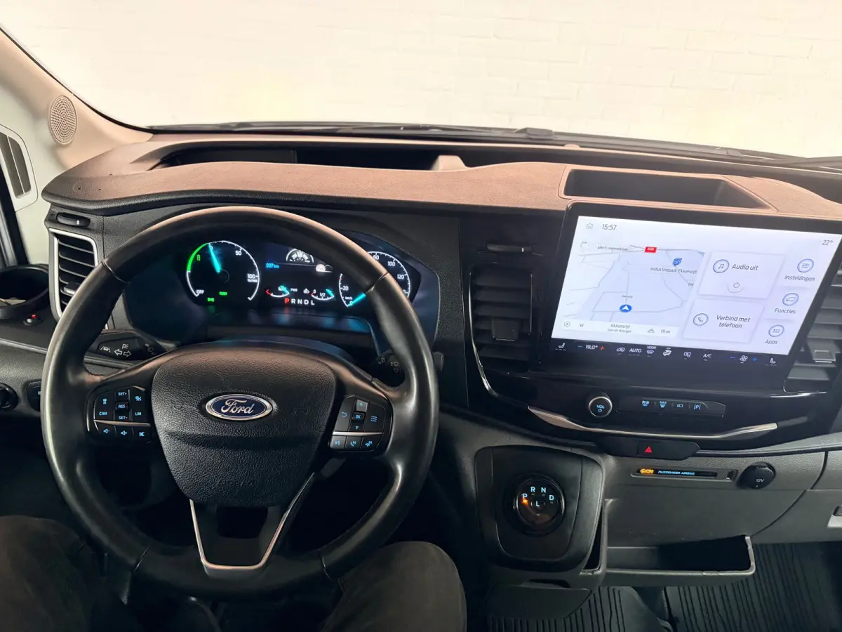 SERVICEWAGEN ELEKTRISCH AUTOMAAT 350 L2H2 Trend 68 kWh BOTT INRICHTING, V230 OMVORMER, RIJKLAARPRIJS!