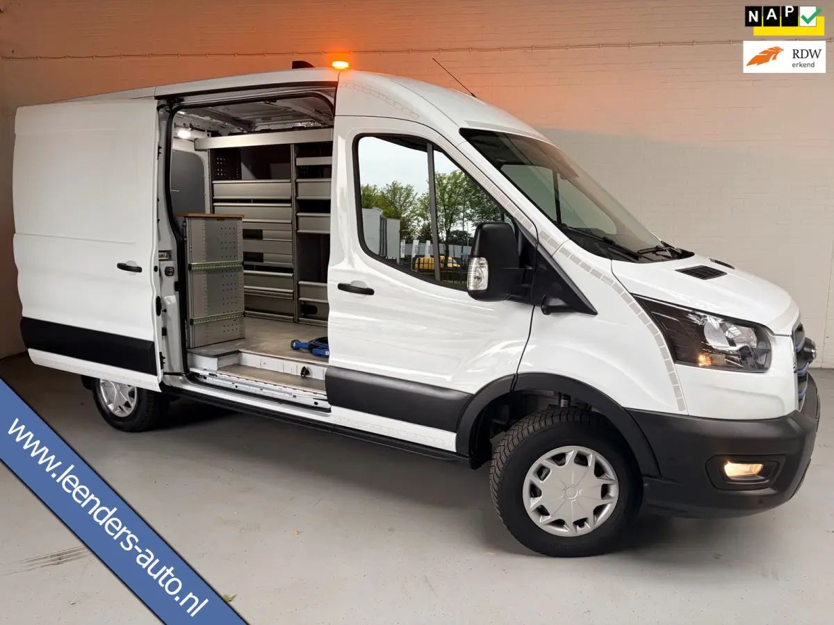 SERVICEWAGEN ELEKTRISCH AUTOMAAT 350 L2H2 Trend 68 kWh BOTT INRICHTING, V230 OMVORMER, RIJKLAARPRIJS!