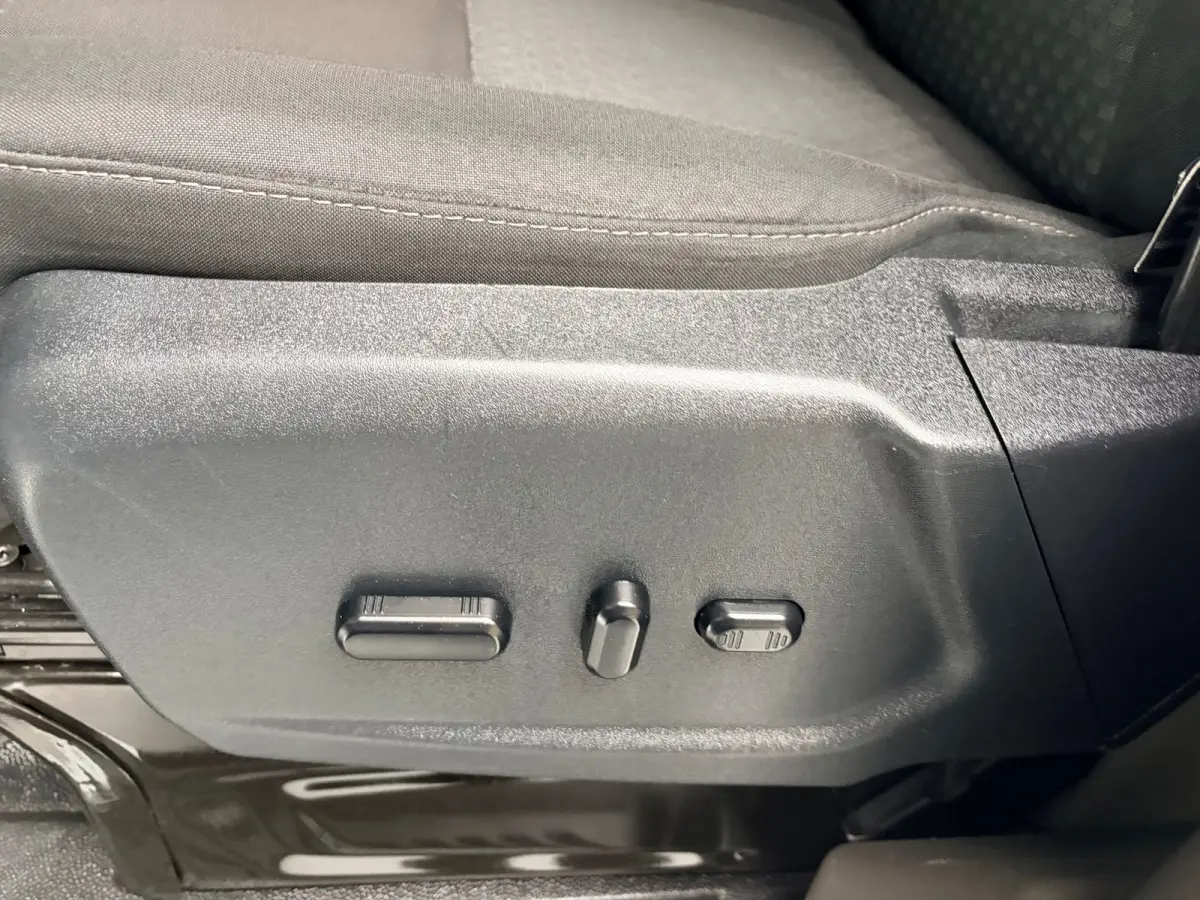 SERVICEWAGEN ELEKTRISCH AUTOMAAT 350 L2H2 Trend 68 kWh BOTT INRICHTING, V230 OMVORMER, RIJKLAARPRIJS!