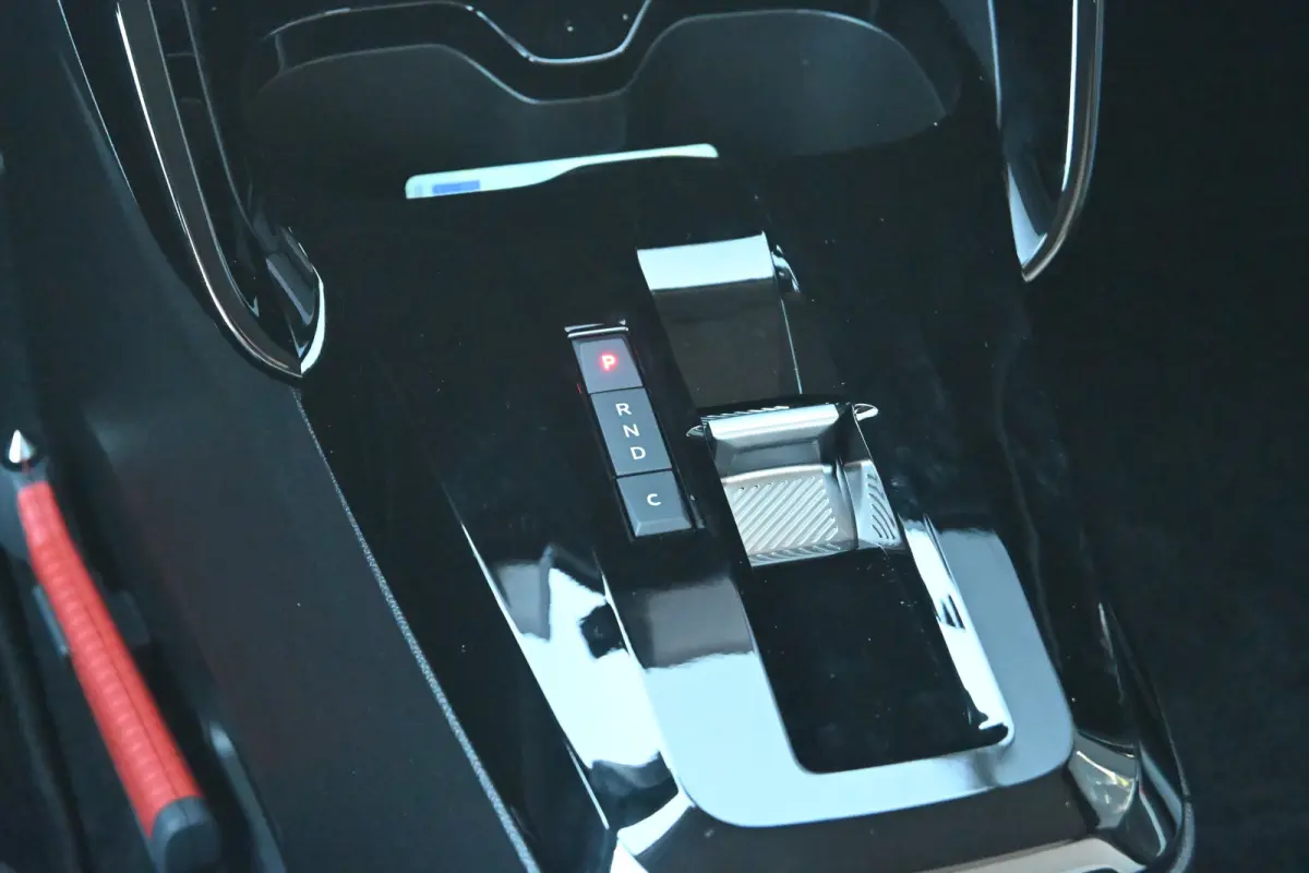 Max 113pk Extended Range 54 kWh DEMO-DEAL! Tot 8 jaar Garantie! | Navi by App | Full Led | Elektr. Ramen Voor & Achter | Cruise control | DAB | Comfort stoelen |