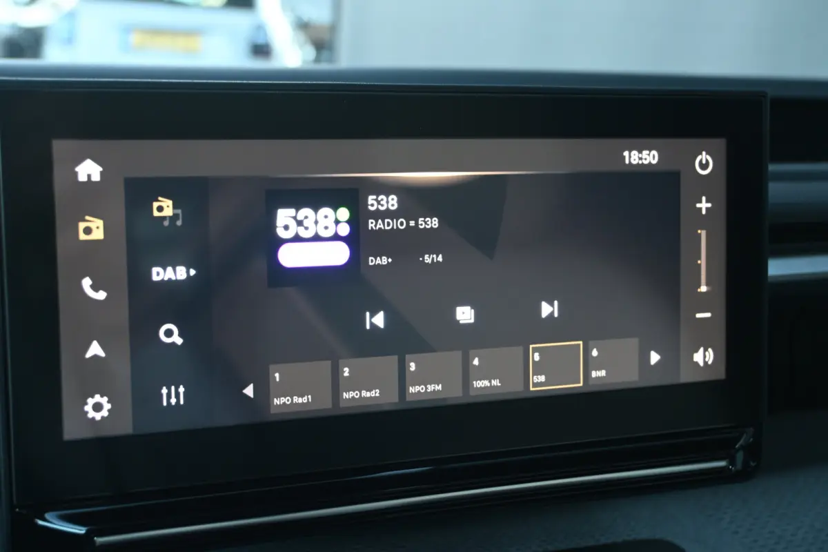 Max 113pk Extended Range 54 kWh DEMO-DEAL! Tot 8 jaar Garantie! | Navi by App | Full Led | Elektr. Ramen Voor & Achter | Cruise control | DAB | Comfort stoelen |