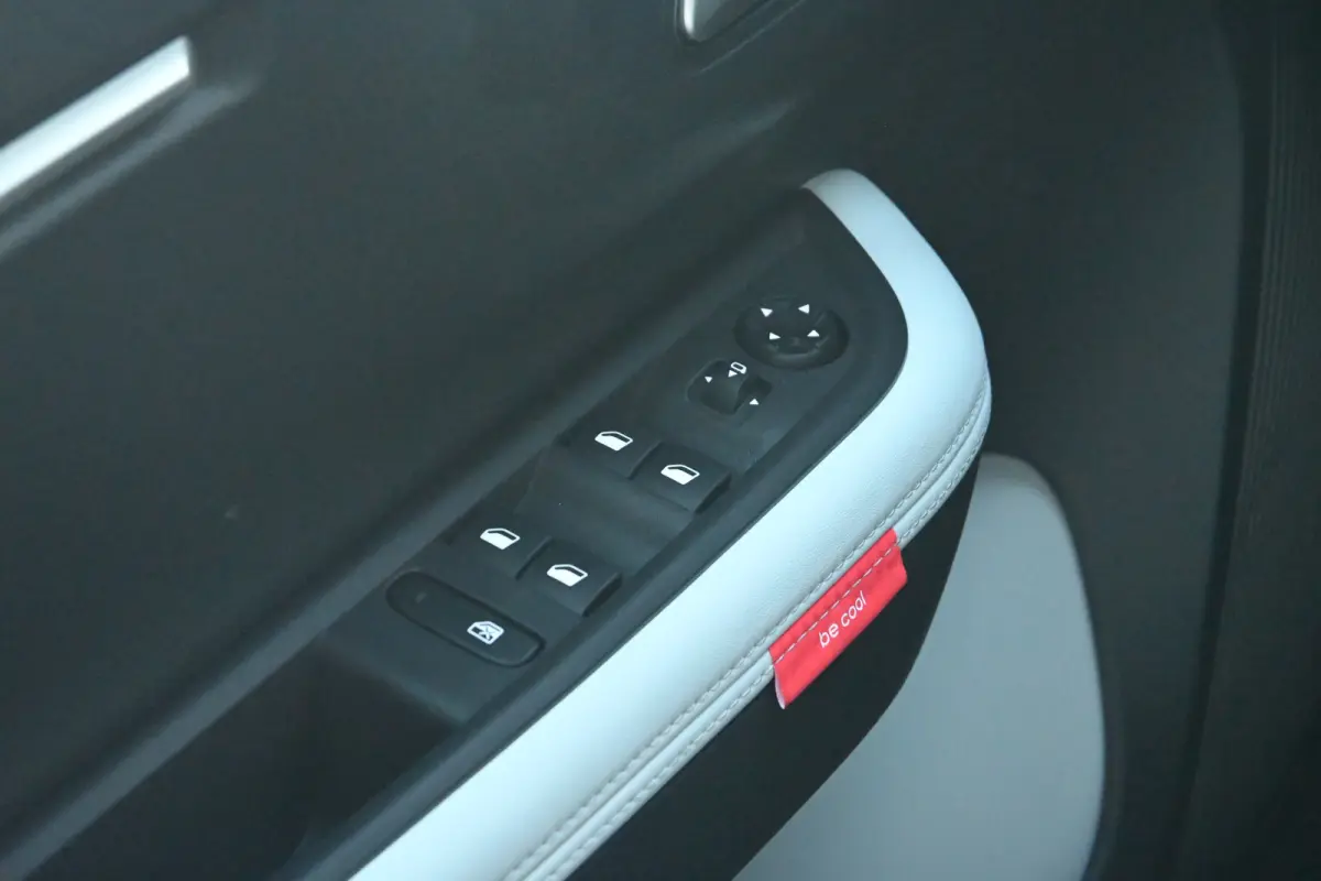 Max 113pk Extended Range 54 kWh DEMO-DEAL! Tot 8 jaar Garantie! | Navi by App | Full Led | Elektr. Ramen Voor & Achter | Cruise control | DAB | Comfort stoelen |