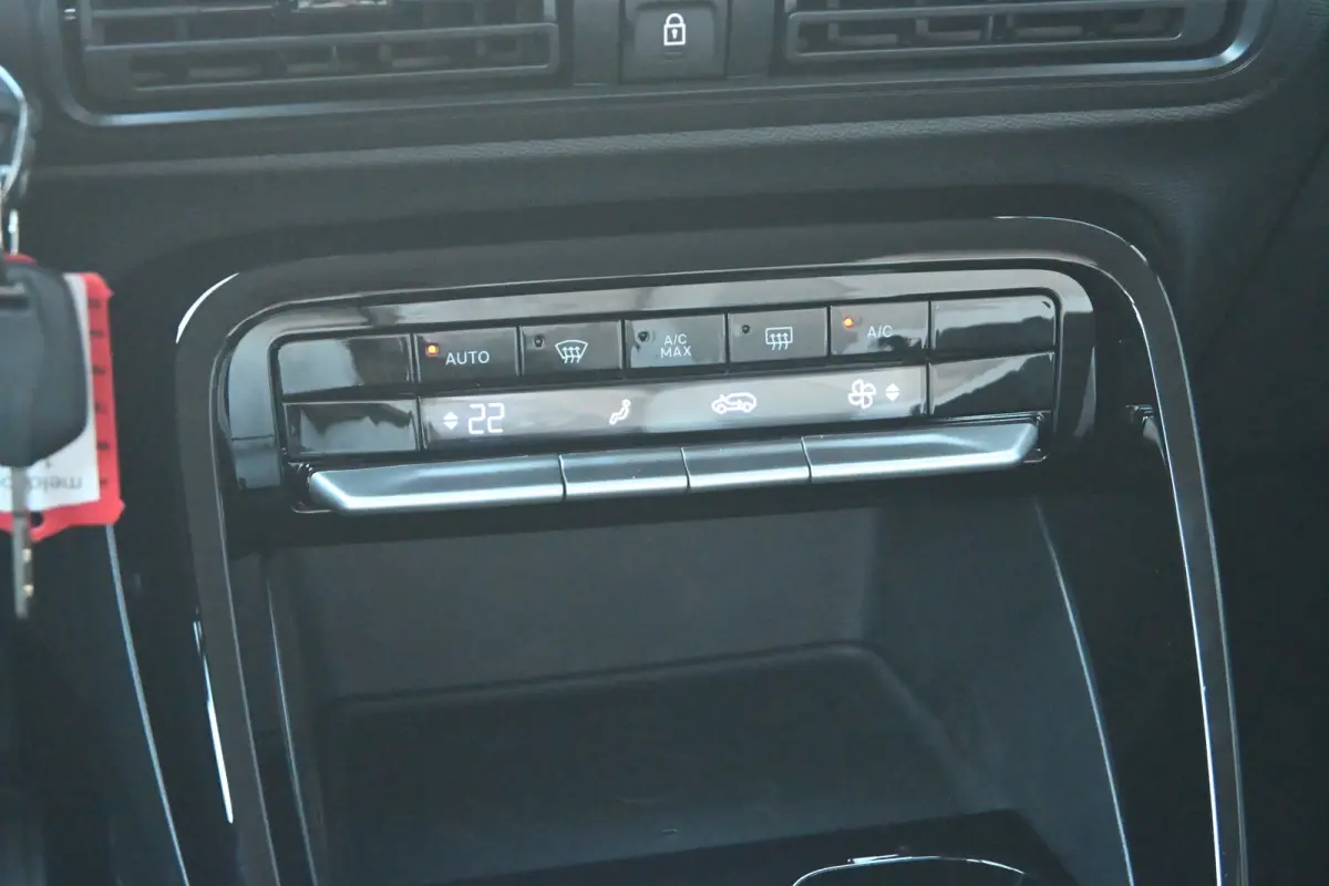 Max 113pk Extended Range 54 kWh DEMO-DEAL! Tot 8 jaar Garantie! | Navi by App | Full Led | Elektr. Ramen Voor & Achter | Cruise control | DAB | Comfort stoelen |