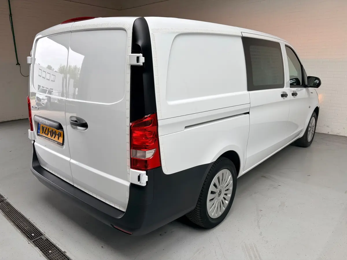 Elektrisch Servicewagen Automaat Lang 66 kWh L2H1 3 Persoons BOTT Inrichting RIJKLAARPRIJS!
