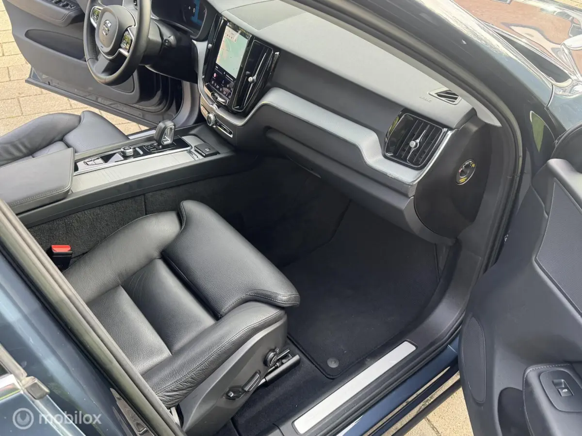 2.0 T6 Plug-in hybrid AWD Plus Bright