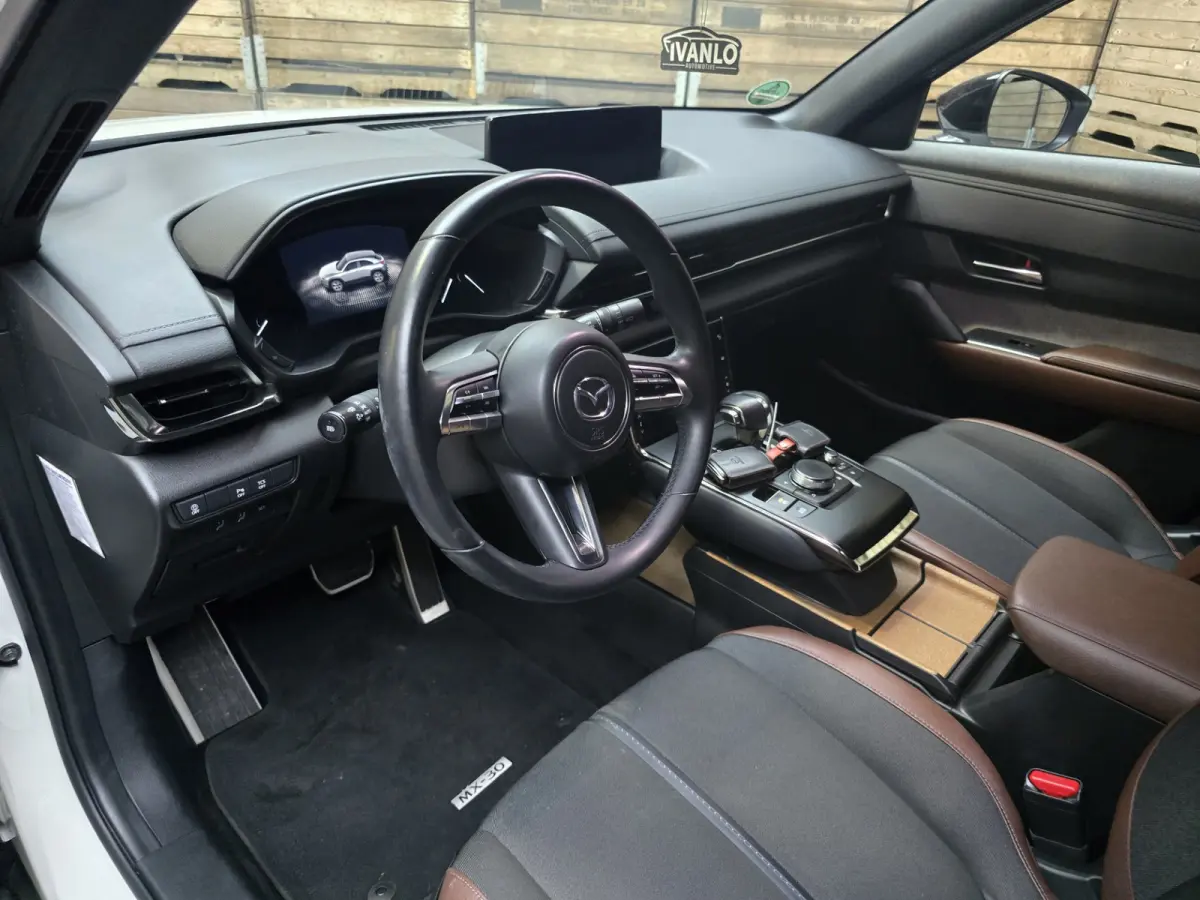 E-SkyActiv 145 First Edition 36 kWh Clima Cruise Navi PDC LM