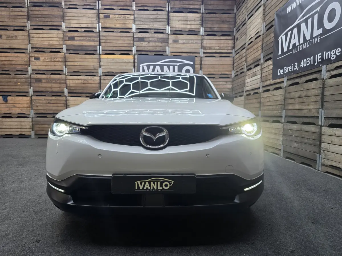E-SkyActiv 145 First Edition 36 kWh Clima Cruise Navi PDC LM