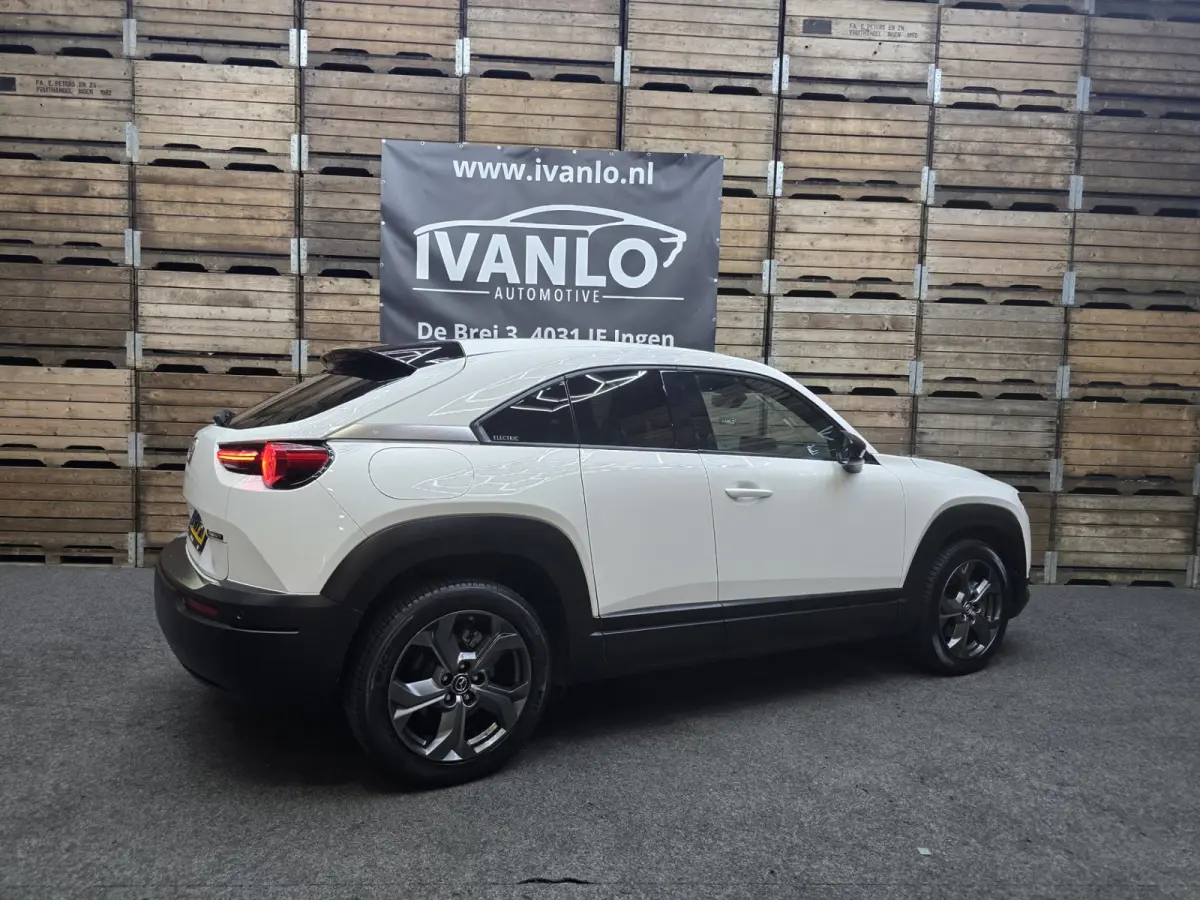 E-SkyActiv 145 First Edition 36 kWh Clima Cruise Navi PDC LM