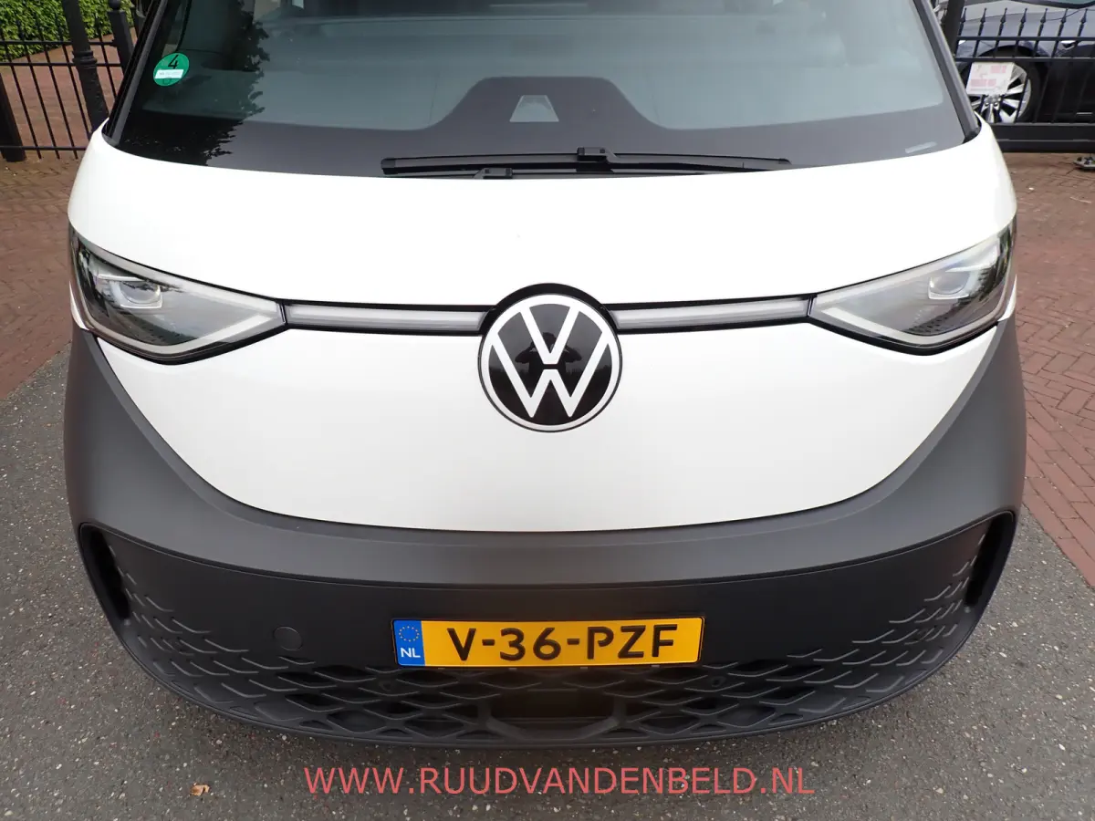 77kWh 96%SOH ! 3-ZITS // ADAP.CRUISE // 19-INCH // CAMERA // CARPLAY