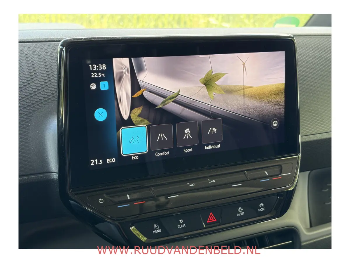 77kWh 96%SOH ! 3-ZITS // ADAP.CRUISE // 19-INCH // CAMERA // CARPLAY