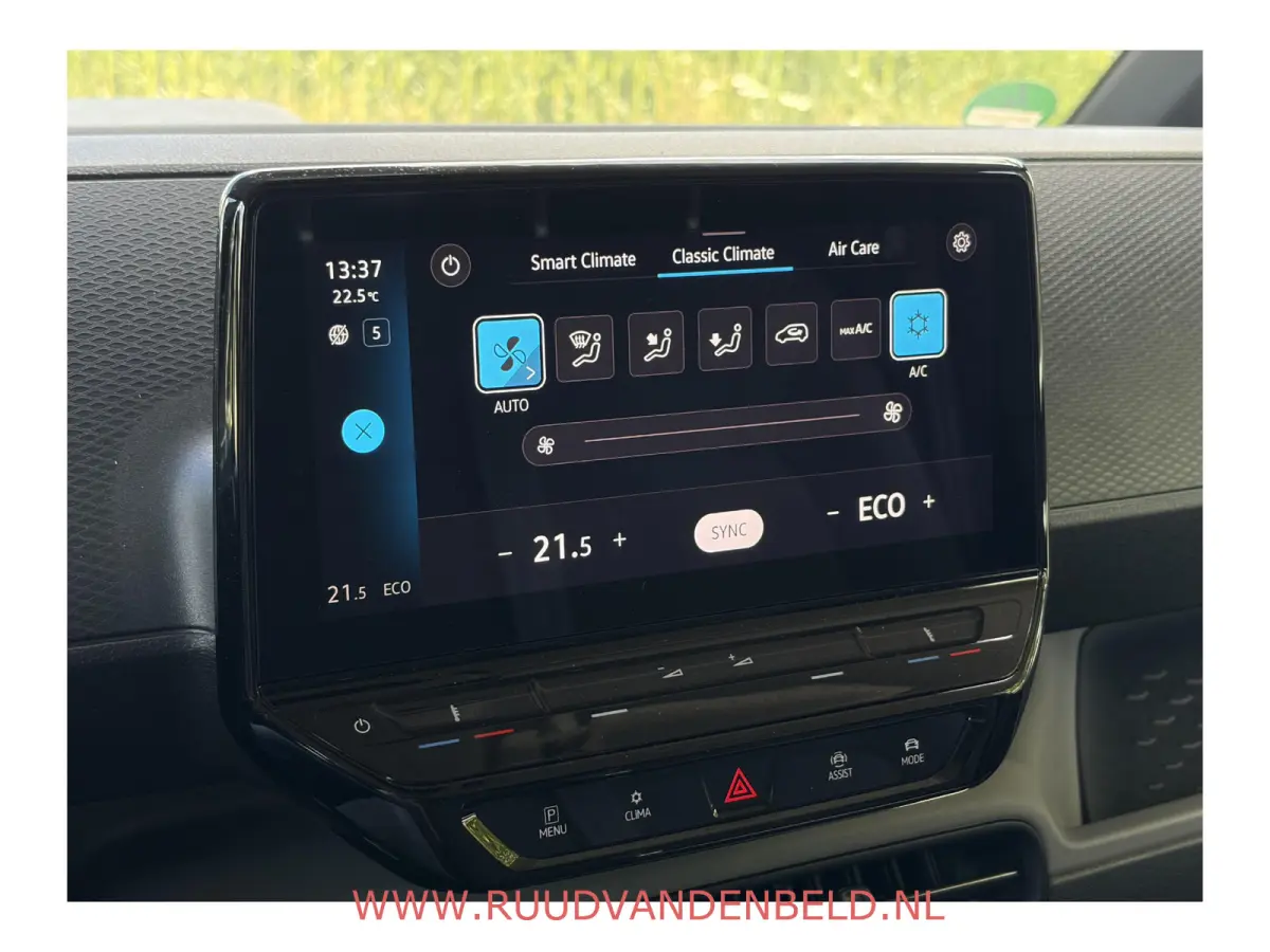 77kWh 96%SOH ! 3-ZITS // ADAP.CRUISE // 19-INCH // CAMERA // CARPLAY