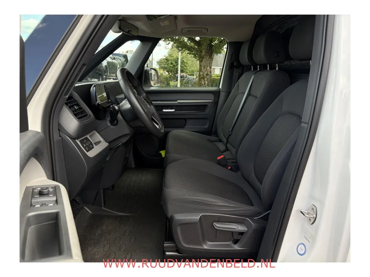 77kWh 96%SOH ! 3-ZITS // ADAP.CRUISE // 19-INCH // CAMERA // CARPLAY