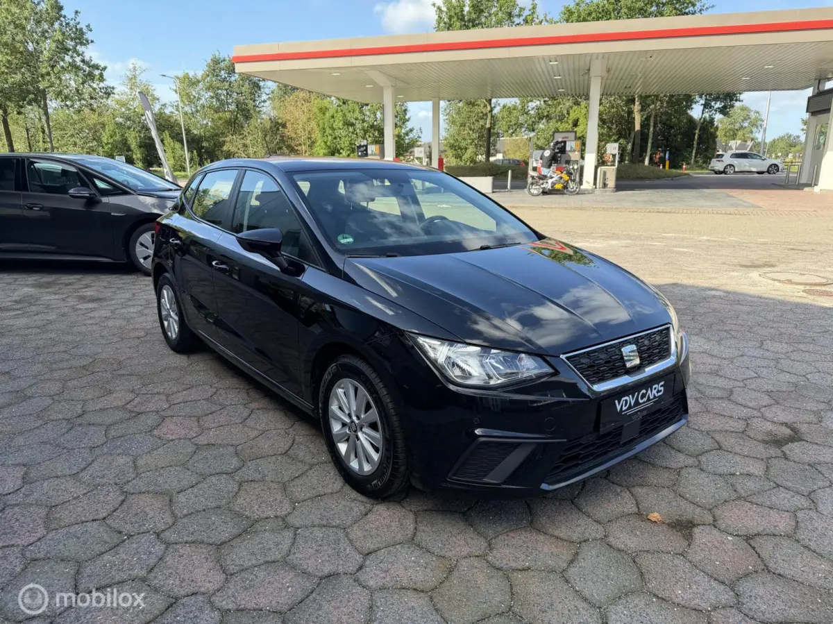 1.0TSI Style | Clima | Cruise | A-Camera | LED | LMV