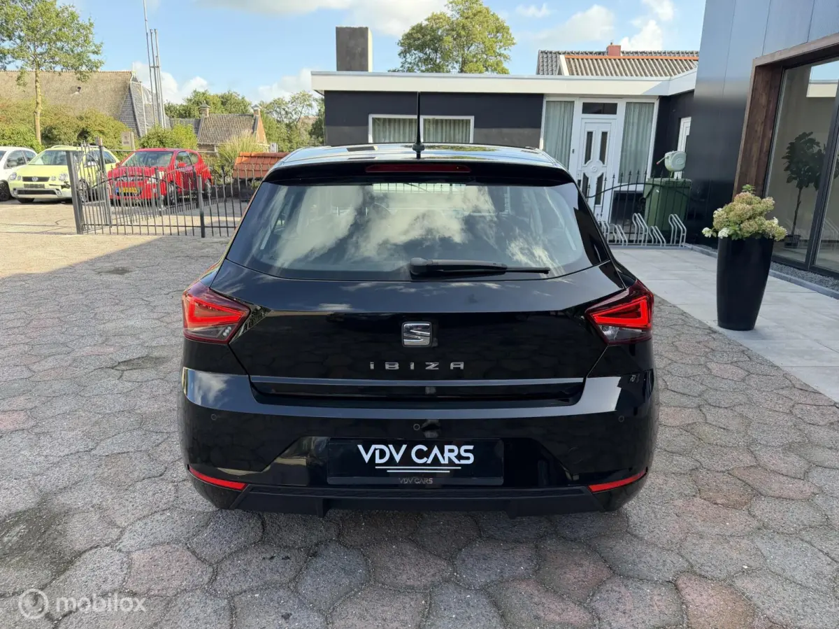 1.0TSI Style | Clima | Cruise | A-Camera | LED | LMV