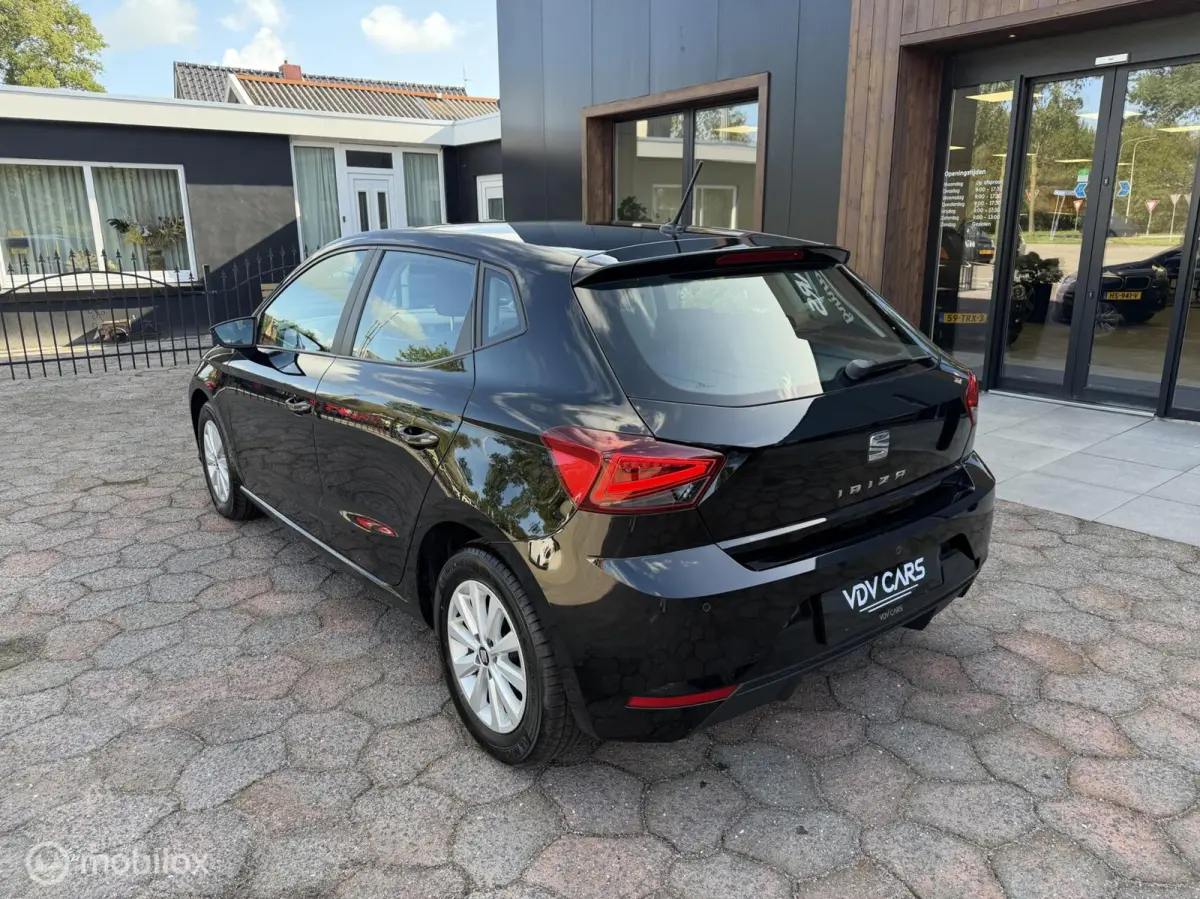 1.0TSI Style | Clima | Cruise | A-Camera | LED | LMV