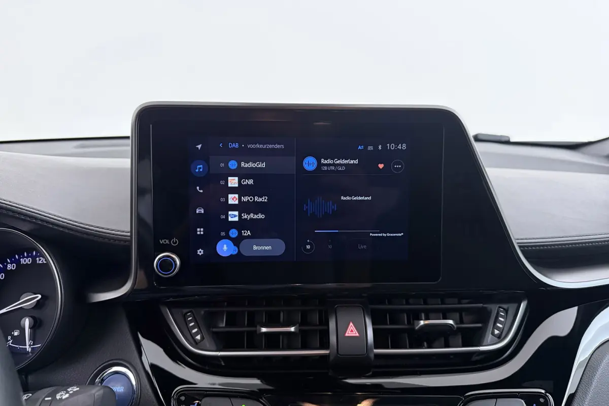 1.8 Hybrid Team D | Trekhaak | 43.000 KM! | Volledig Ond. | Stoelverwarming | Climate Control | CarPlay | Camera | PDC