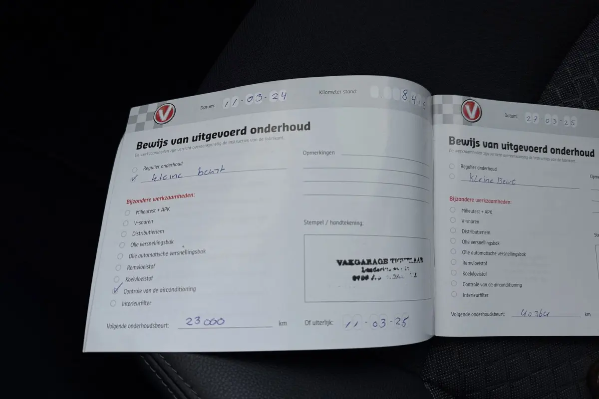 1.8 Hybrid Team D | Trekhaak | 43.000 KM! | Volledig Ond. | Stoelverwarming | Climate Control | CarPlay | Camera | PDC