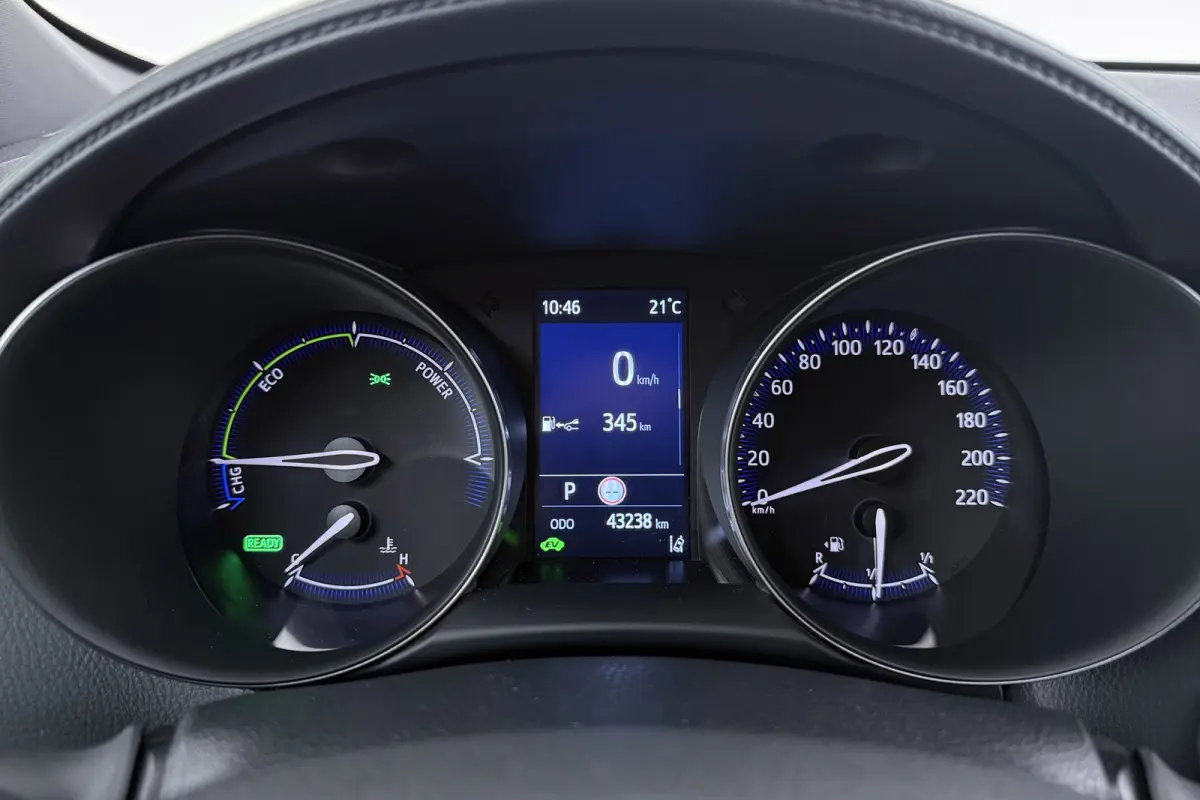 1.8 Hybrid Team D | Trekhaak | 43.000 KM! | Volledig Ond. | Stoelverwarming | Climate Control | CarPlay | Camera | PDC