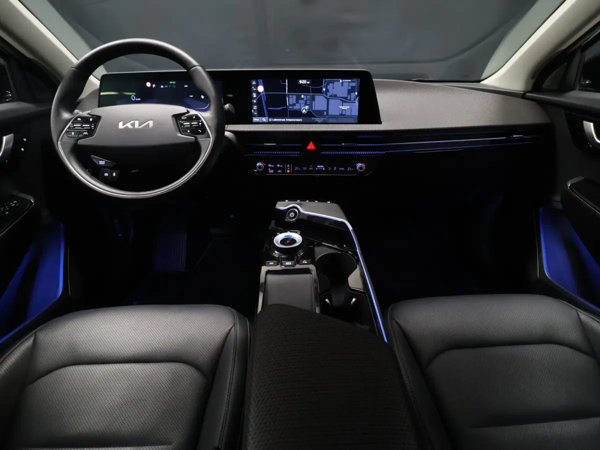 Plus 77.4 kWh [SOH 100%, MEMORY SEATS, APPLE CARPLAY, ANDROID AUTO, MERIDIAN SURROUND, SFEERVERLICHTING, STUURVERWARMING, STOELVERWARMING V+A, STOELVENTILATIE, ADAPTIVE CRUISE, CAMERA, CLIMA
