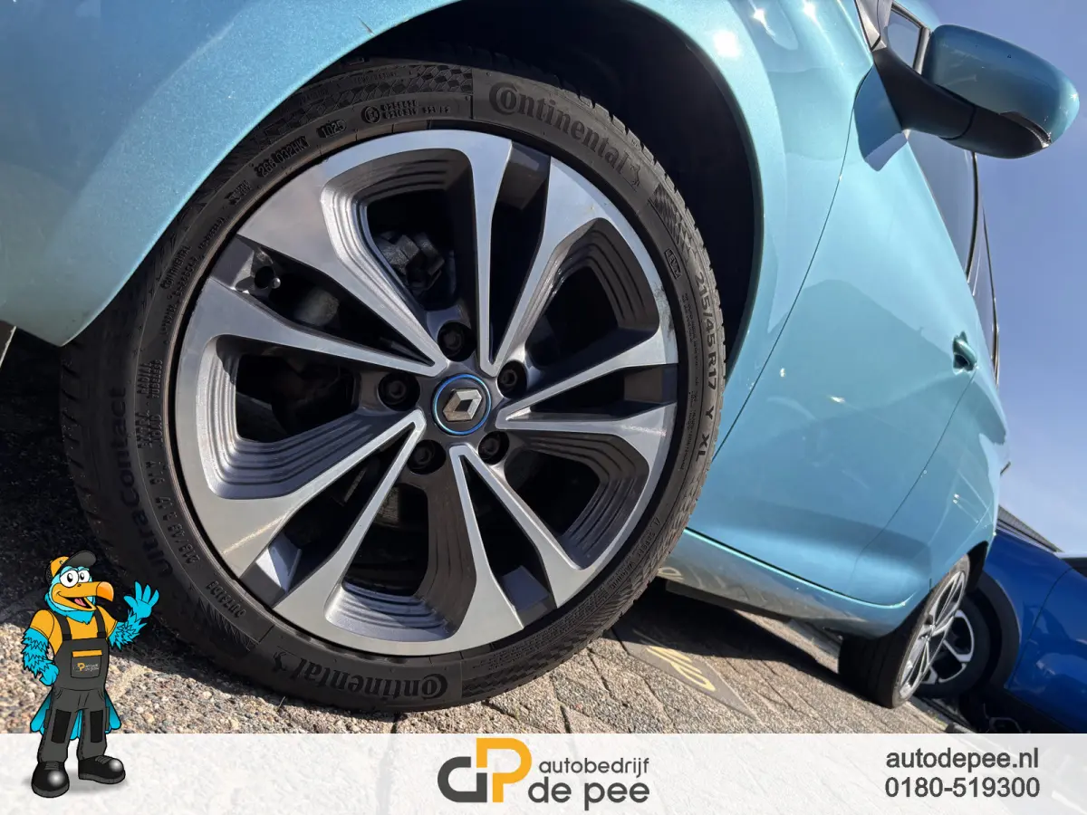 R135 Intens 52 kWh incl. accu GARANTIE/KOOPACCU SOH 92%/CRUISE/CLIMA/CARPLAY/PARKEERSENS. V+A/CAMERA/LICHTMETAAL rijklaarprijs!