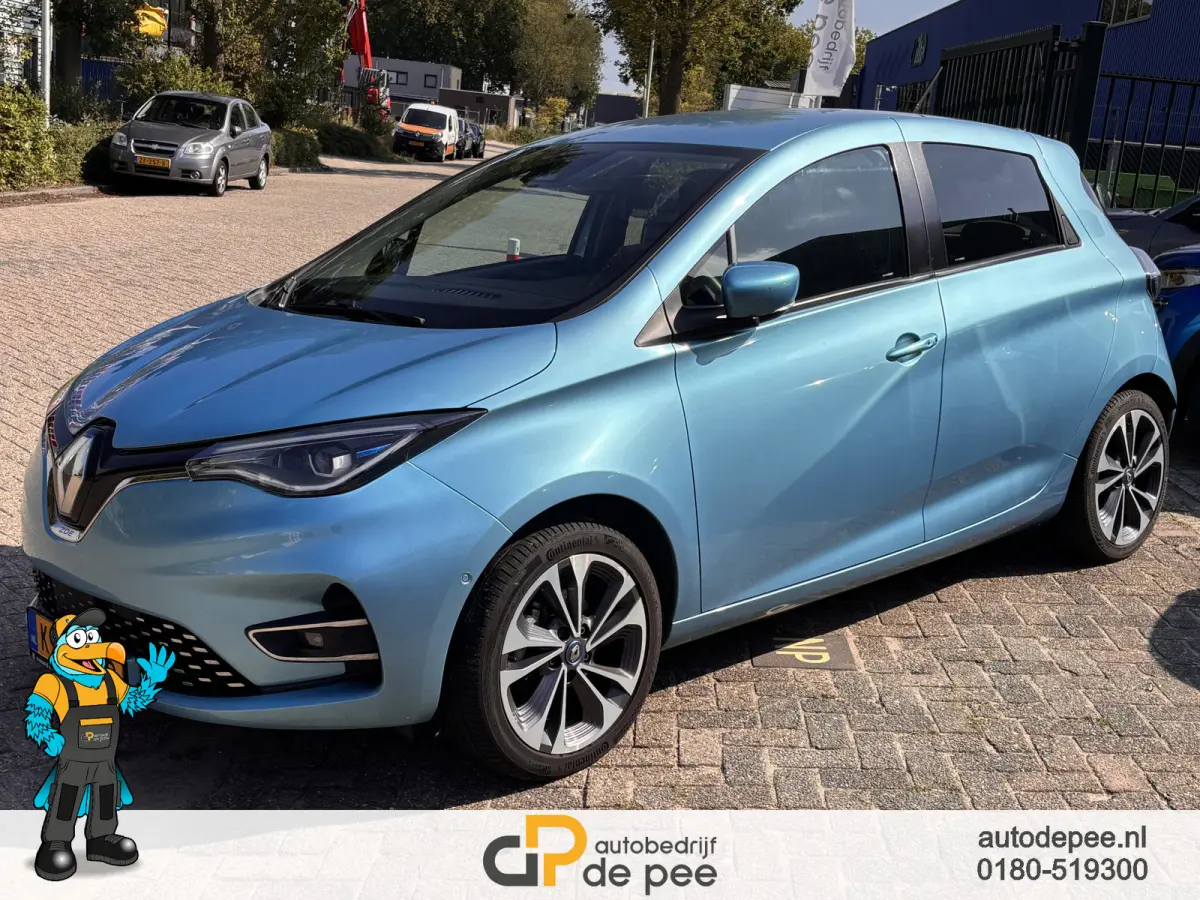 R135 Intens 52 kWh GARANTIE/SOH 92%/HUURACCU/CRUISE/CLIMA/CARPLAY/PARKEERSENS. V+A/CAMERA/LICHTMETAAL rijklaarprijs!