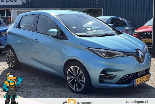 R135 Intens 52 kWh GARANTIE/SOH 92%/HUURACCU/CRUISE/CLIMA/CARPLAY/PARKEERSENS. V+A/CAMERA/LICHTMETAAL rijklaarprijs!