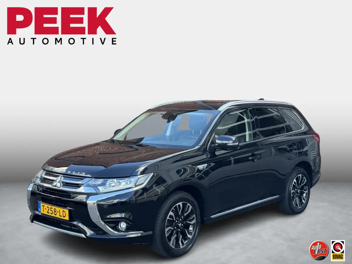 2.0 PHEV instyle+ Trekhaak afn. | Schuif-/kanteldak | Lederenbekleding | Stoel, Stuur en Voorruitverwarming | Camera achter |