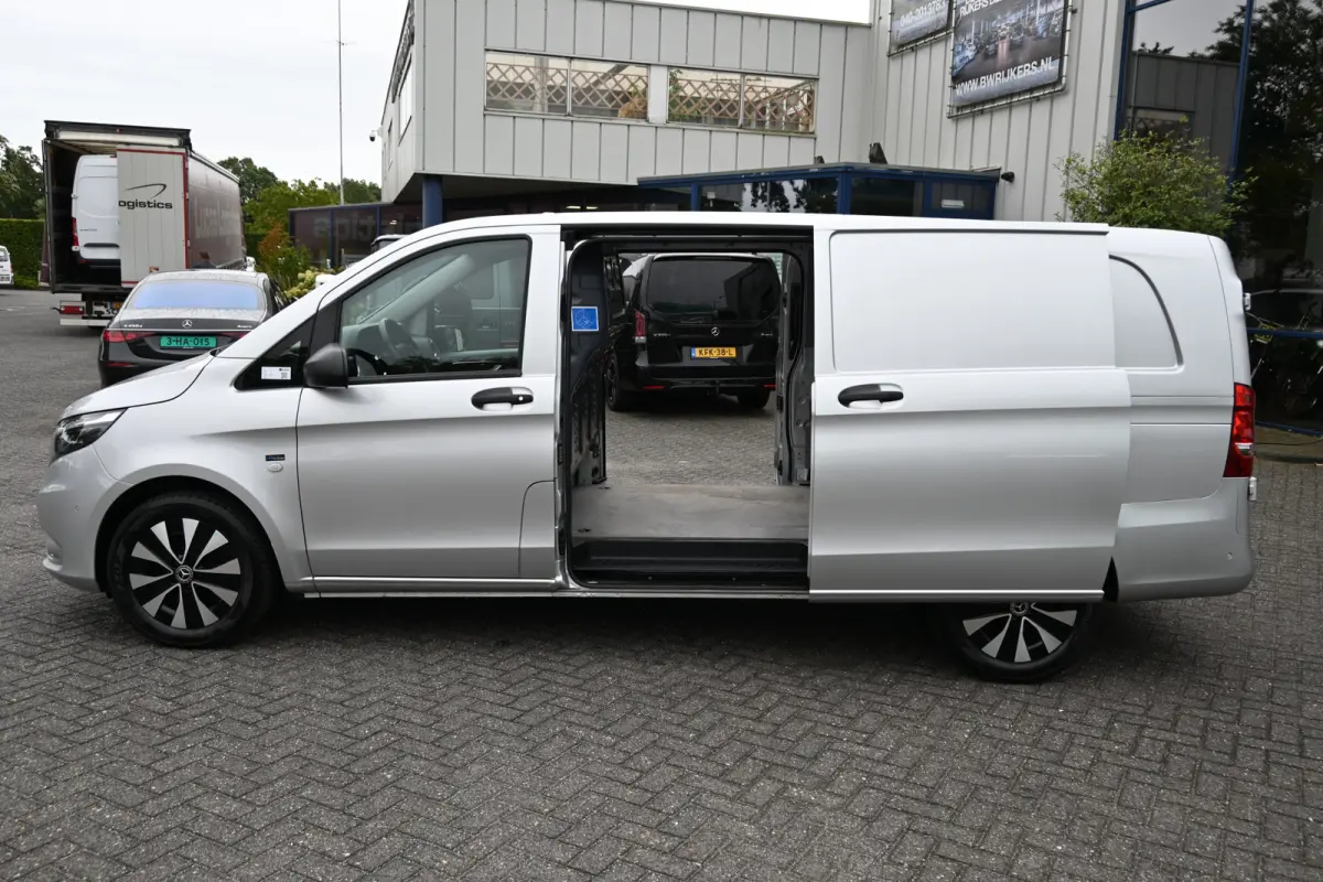 119 CDI L3 2 Schuifdeuren, LED, Distronic, Audio 40 Navigatie met camera