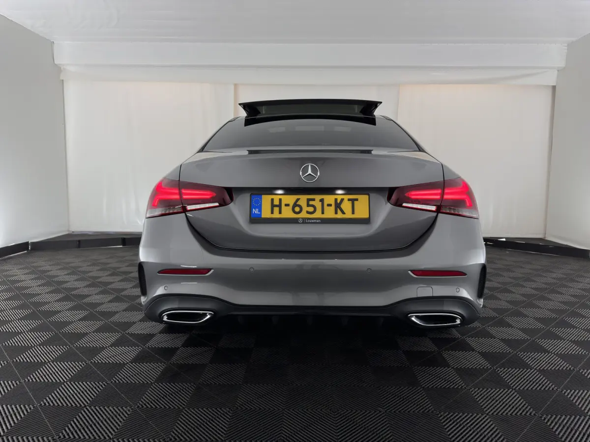 200 AMG-Styling Business Solution (INCL-BTW) Aut. *PANO | LEATHER-MICROFIBRE | FULL-LED | HEATED-SPORTSEATS | WIDESCREEN-DIGIOCKPIT | DAB+ | NAVI-FULLMAP | CAMERA | PRIVACYGLASS | SHIFTPADDL