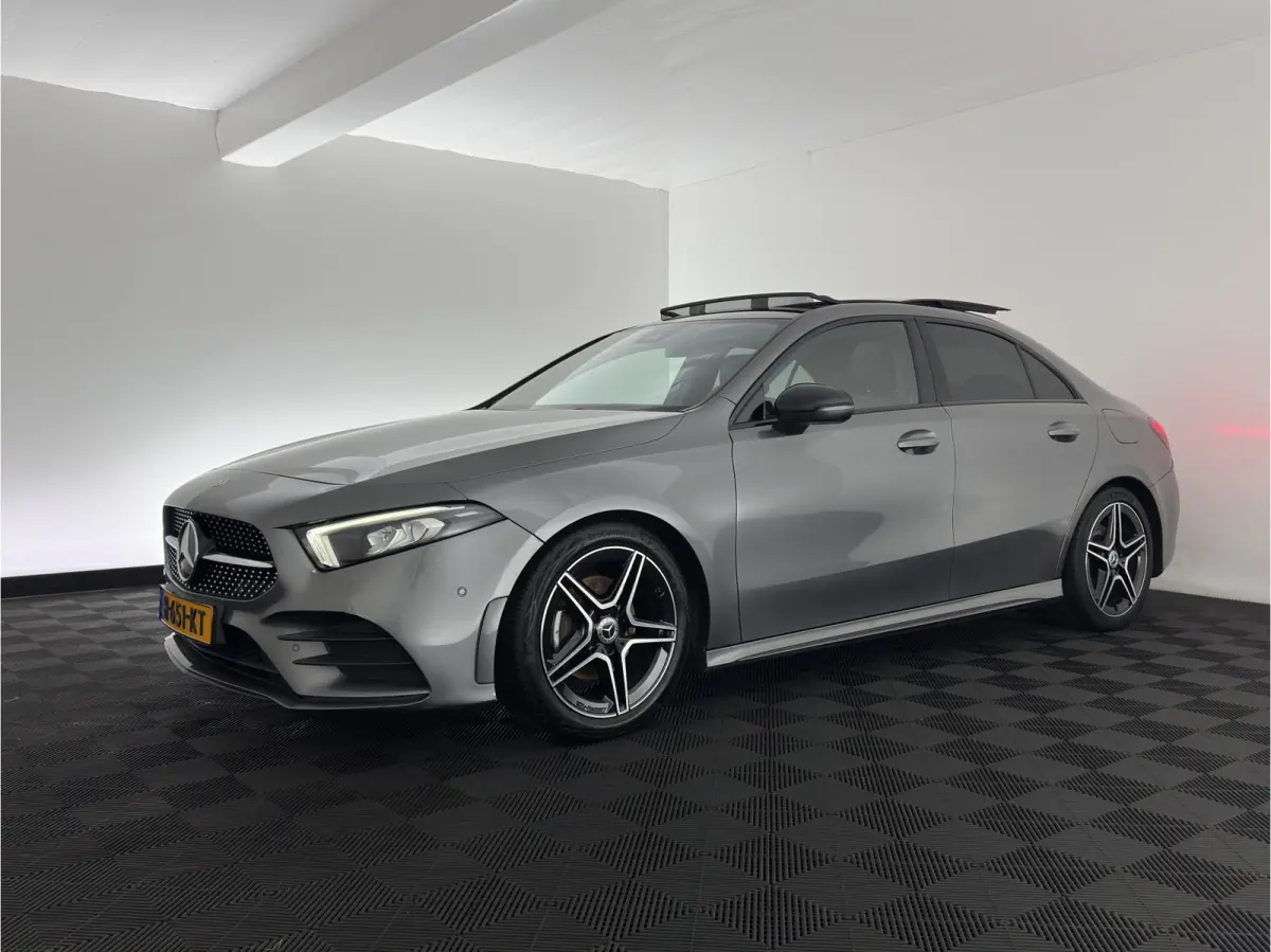 200 AMG-Styling Business Solution (INCL-BTW) Aut. *PANO | LEATHER-MICROFIBRE | FULL-LED | HEATED-SPORTSEATS | WIDESCREEN-DIGIOCKPIT | DAB+ | NAVI-FULLMAP | CAMERA | PRIVACYGLASS | SHIFTPADDL