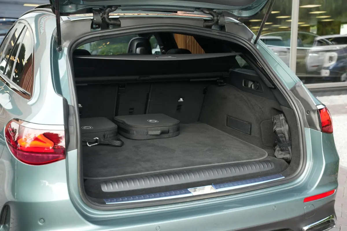 300 e Business Solution AMG Panoramadak DIGITAL LIGHT 360 Camera Adapt. Cruise Memory Trekhaak