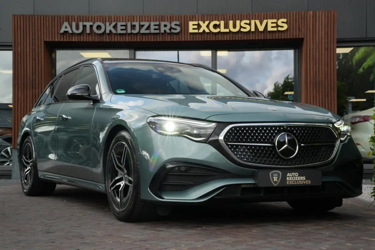 300 e Business Solution AMG Panoramadak DIGITAL LIGHT 360 Camera Adapt. Cruise Memory Trekhaak
