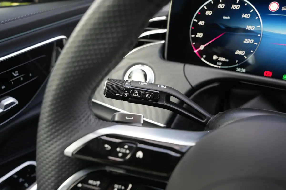300 e Business Solution AMG Panoramadak DIGITAL LIGHT 360 Camera Adapt. Cruise Memory Trekhaak