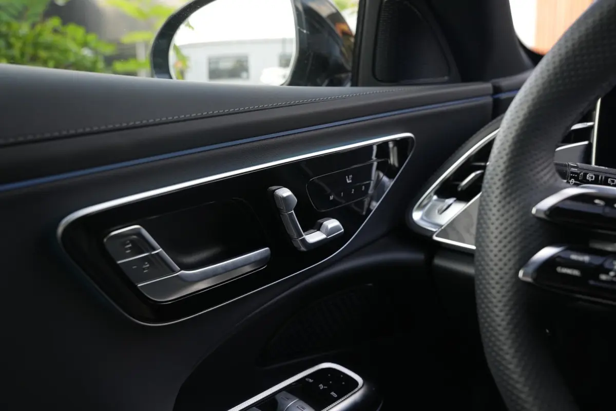 300 e Business Solution AMG Panoramadak DIGITAL LIGHT 360 Camera Adapt. Cruise Memory Trekhaak