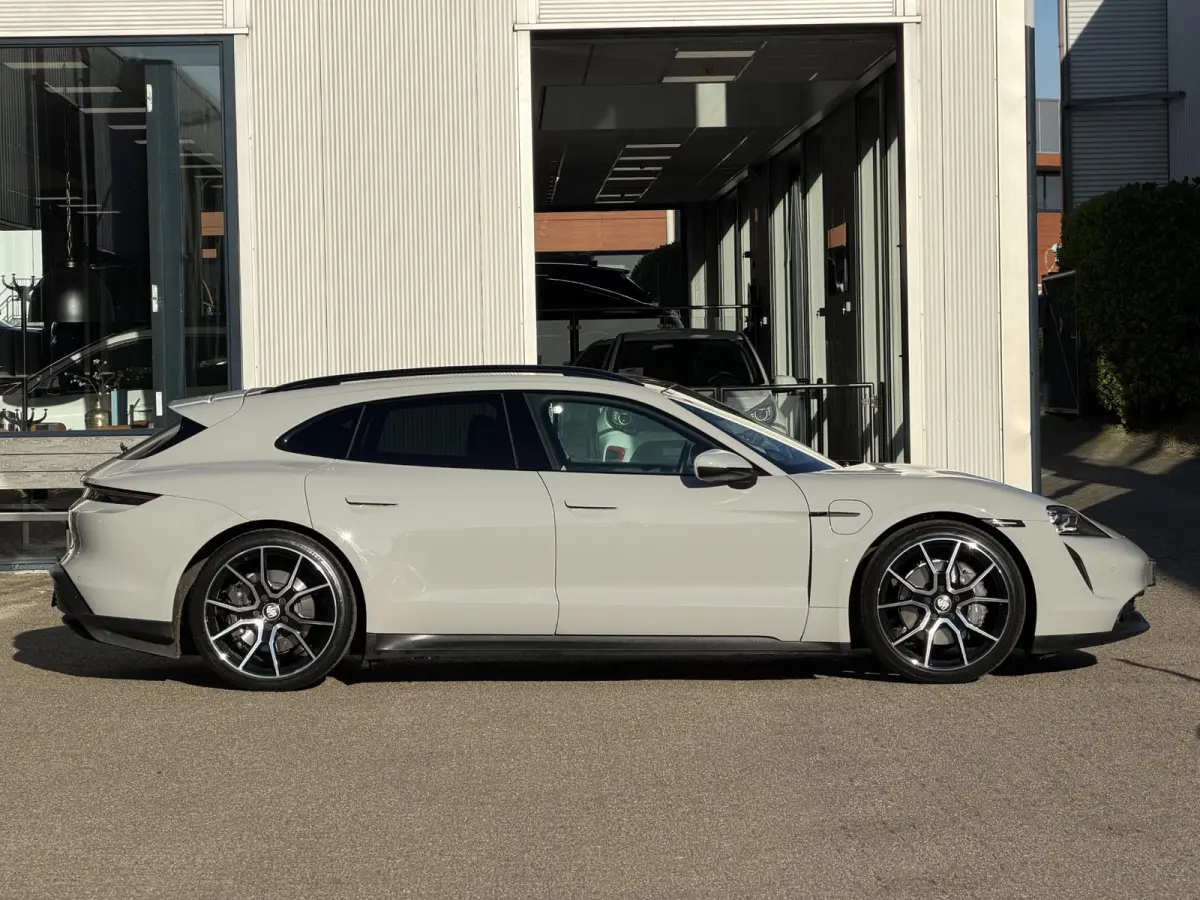 93kWh 476pk | NL-auto / BTW / Porsche historie / zeer compleet