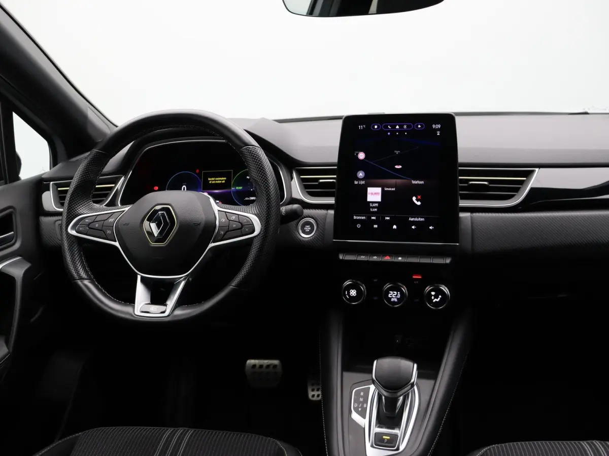 E-Tech Hybrid 145pk Engineered | Digitaal dashboard | Achteruitrijcamera | Climate control |