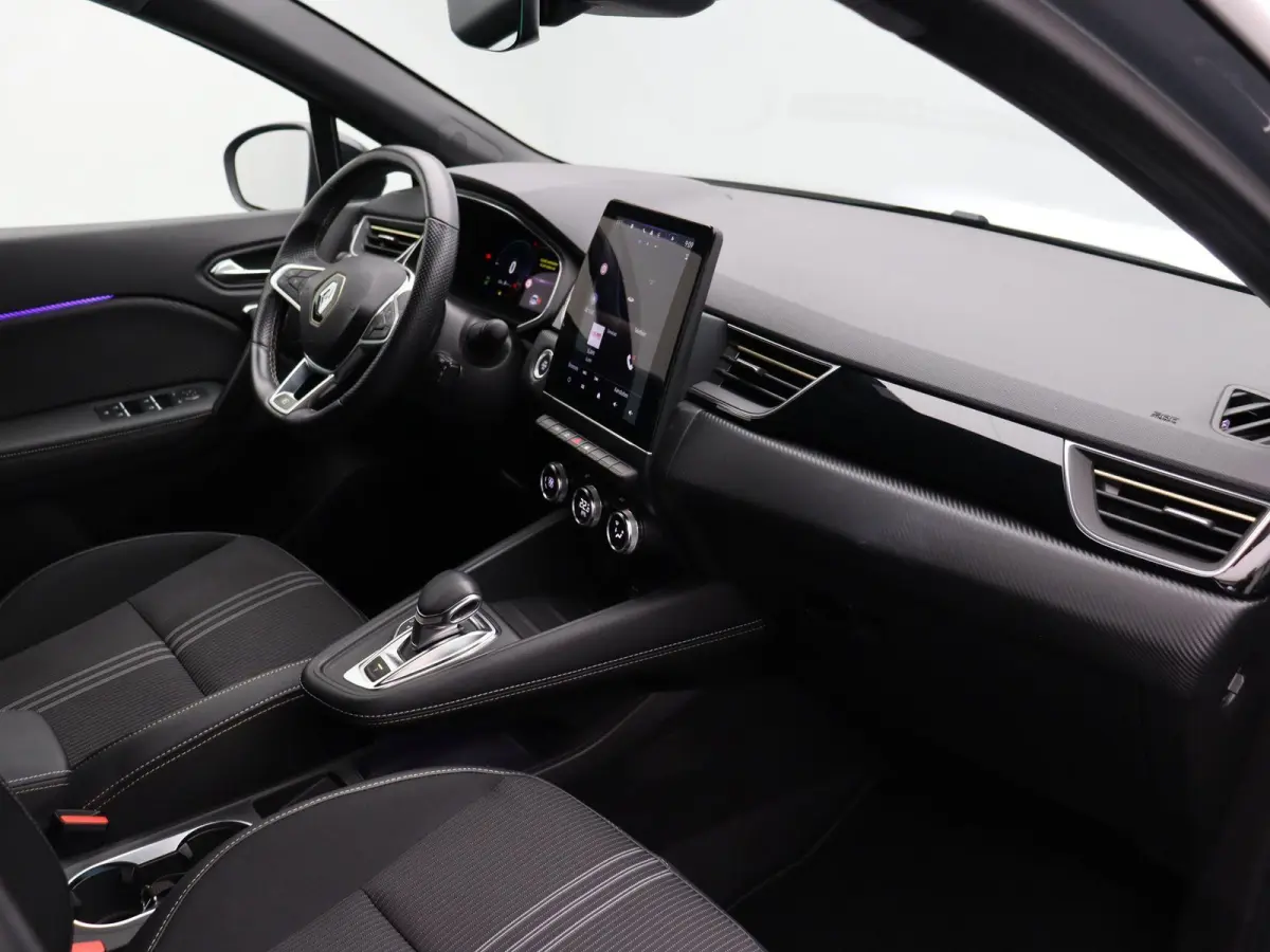 E-Tech Hybrid 145pk Engineered | Digitaal dashboard | Achteruitrijcamera | Climate control |