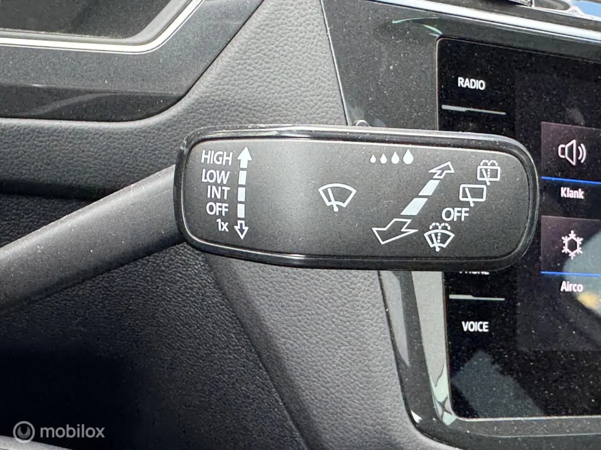 1.4 TSI eHybrid PANO/CARPLAY/CAMERA/SOH 99.9%