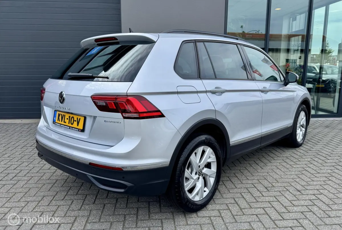 1.4 TSI eHybrid PANO/CARPLAY/CAMERA/SOH 99.9%