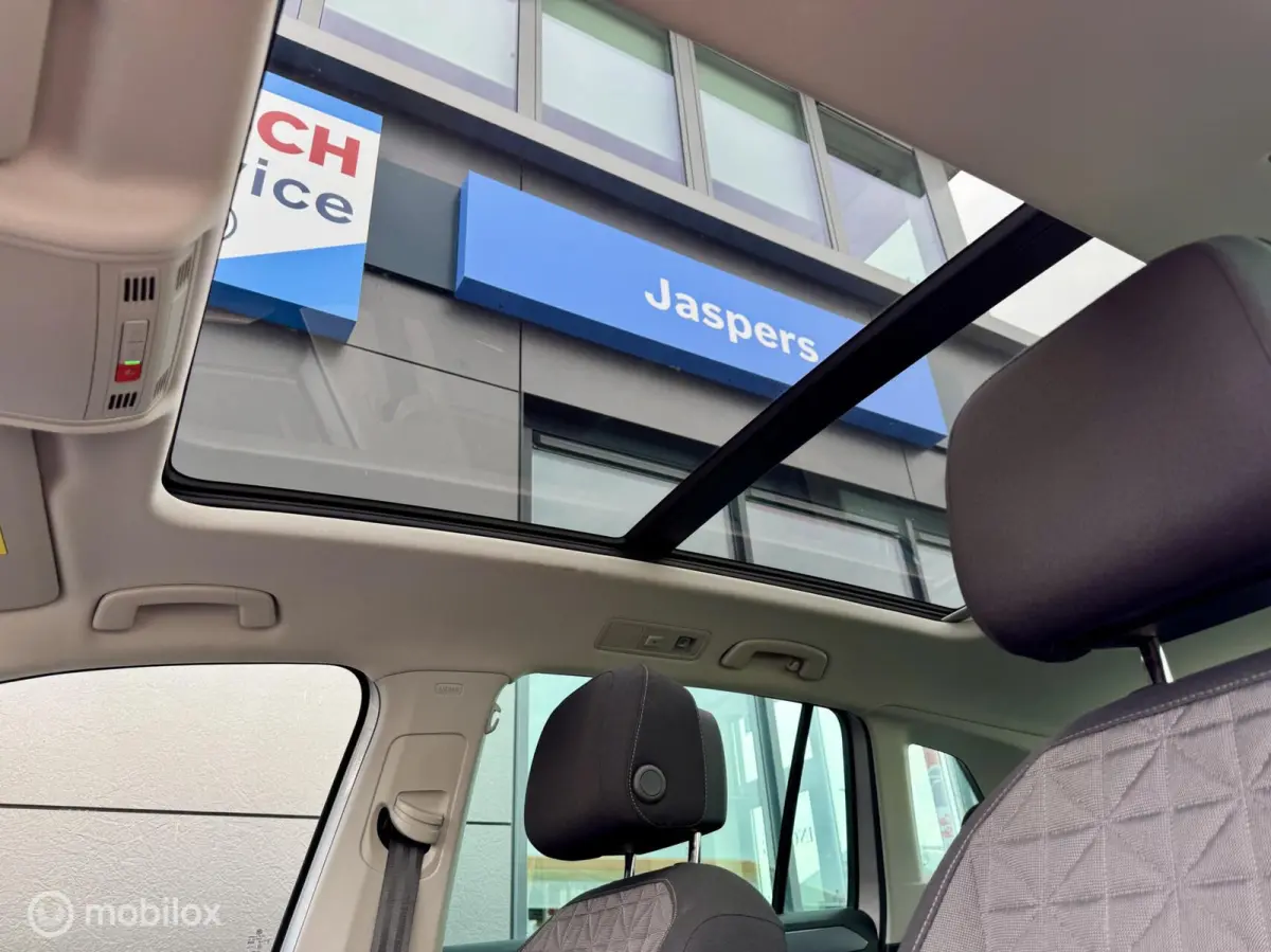 1.4 TSI eHybrid PANO/CARPLAY/CAMERA/SOH 99.9%