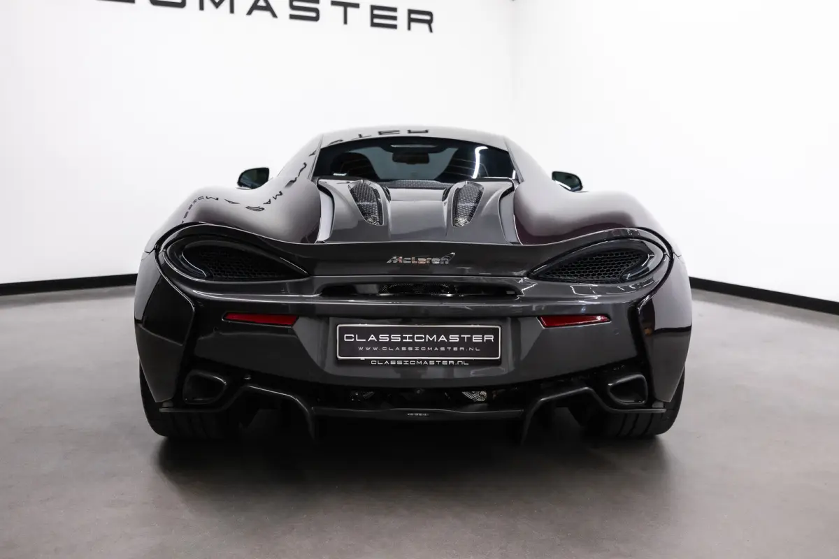 Coupe Btw auto, (€ 107.396.69 Ex B.T.W) DEALER AUTO, Lift Dealer auto, Lift,