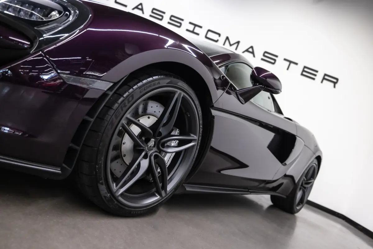 Coupe Btw auto, (€ 107.396.69 Ex B.T.W) DEALER AUTO, Lift Dealer auto, Lift,