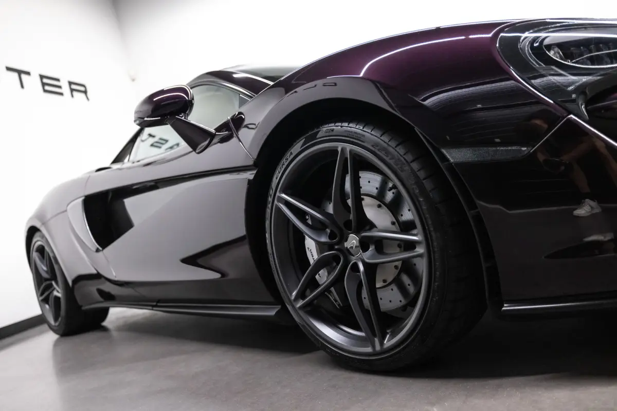 Coupe Btw auto, (€ 107.396.69 Ex B.T.W) DEALER AUTO, Lift Dealer auto, Lift,