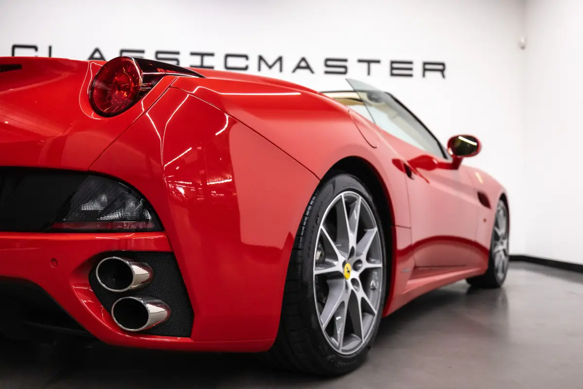 4.3 V8 Btw auto, Fiscale waarde € 22.000,- (€ 90.867,77 Ex B.T.W) DEALER AUTO Dealer auto