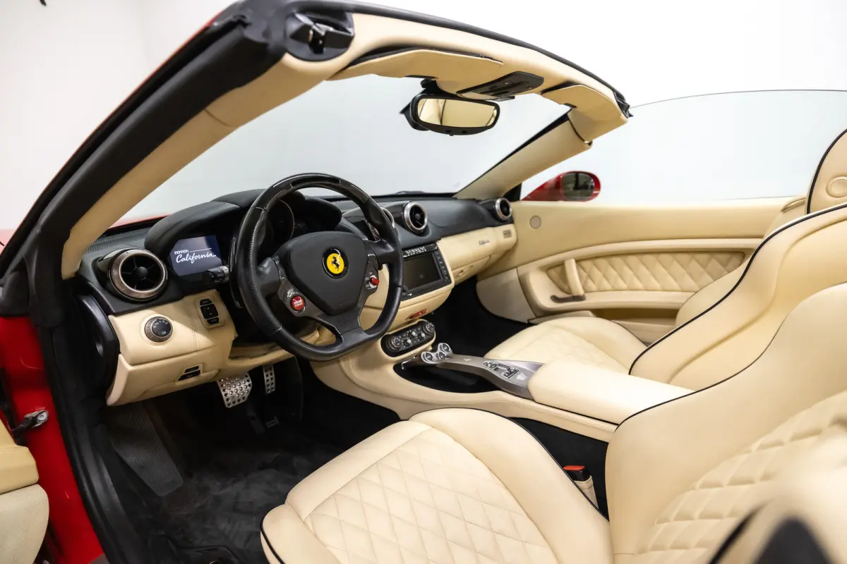4.3 V8 Btw auto, Fiscale waarde € 22.000,- (€ 90.867,77 Ex B.T.W) DEALER AUTO Dealer auto