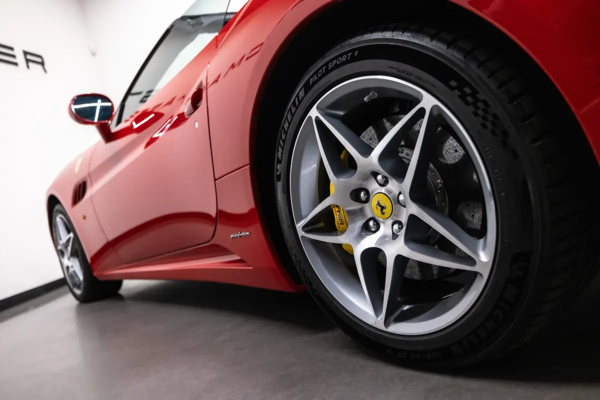 4.3 V8 Btw auto, Fiscale waarde € 22.000,- (€ 90.867,77 Ex B.T.W) DEALER AUTO Dealer auto